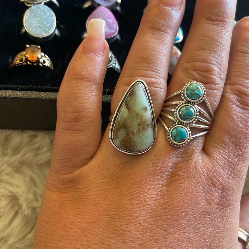 Green Chalcedony Ring - size 8.5